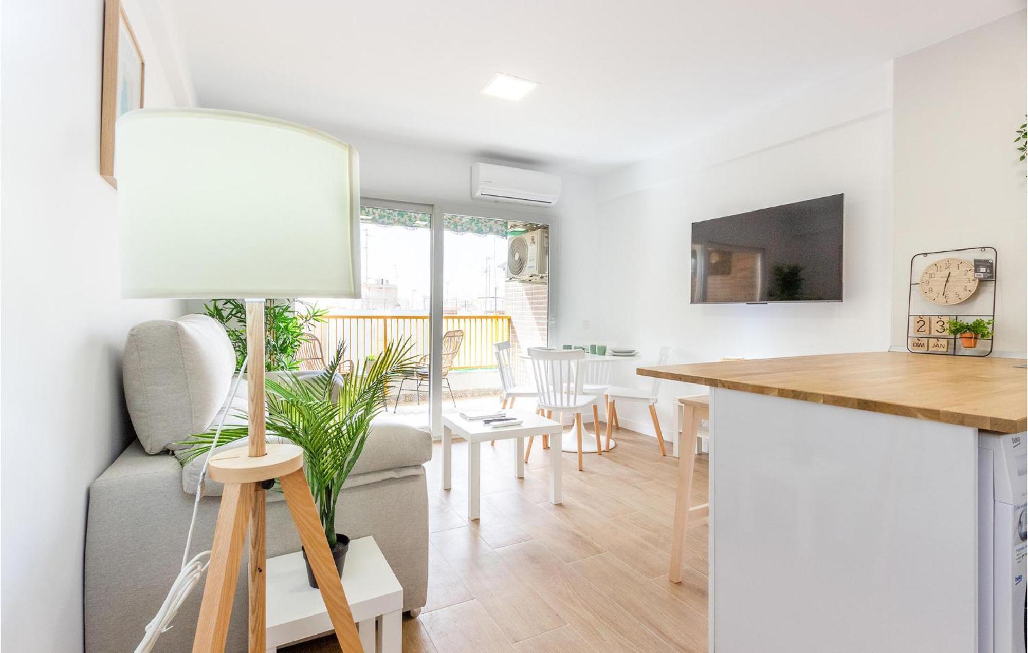 Lovely Apartment In Santa Pola With Kitchen Esterno foto