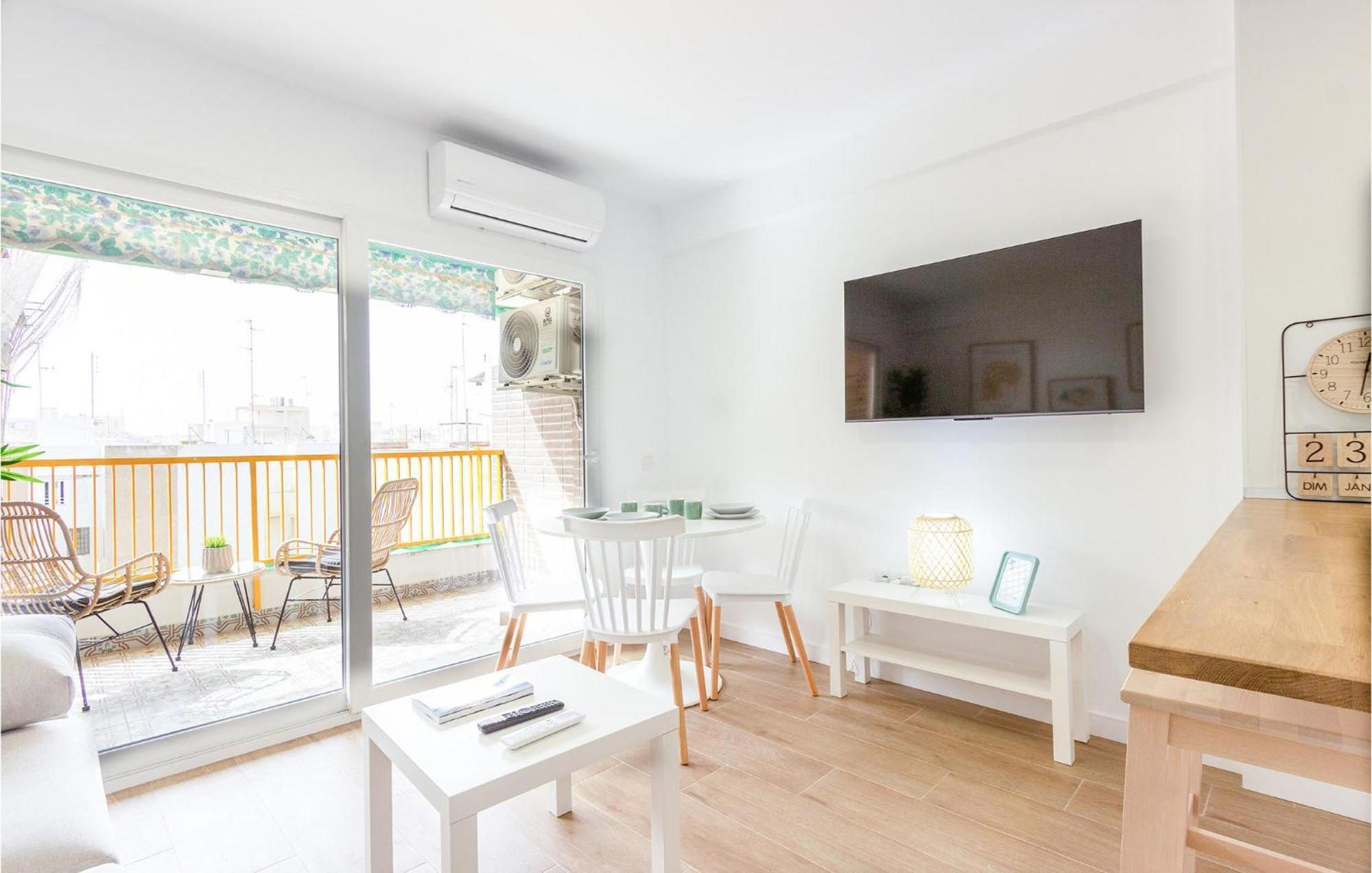Lovely Apartment In Santa Pola With Kitchen Esterno foto